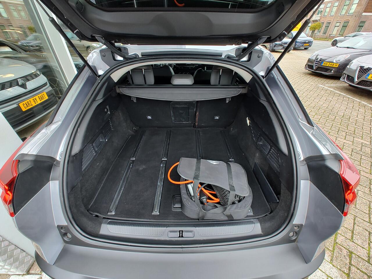 Citroen C5 X 1.6 PLUG-IN HYBRID 225 BUSINESS AUT. Leder | Adaptive Cruise | HUD | Stuurverwarming