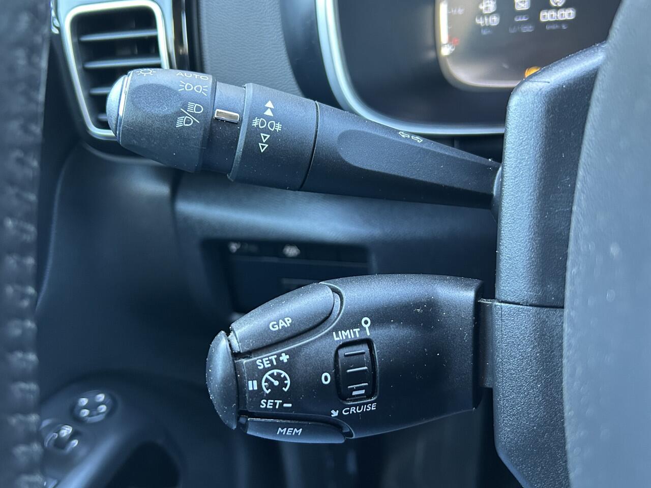 Citroen C5 Aircross 1.2 PureTech Feel 50% deal 7.975,- ACTIE Camera / Clima / Carplay / Cruise / LED