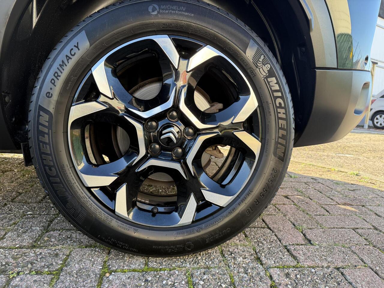 Citroen C5 Aircross 1.2 PureTech Shine / ALL-IN RIJKLAARPRIJS /Camera rondom/Navi/Apple Carplay/Key-Less