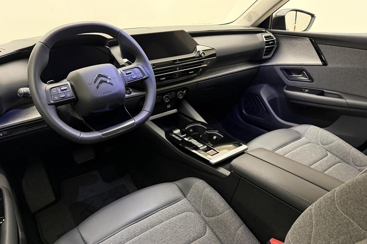 Citroen C5 X 1.2 PureTech Feel 130 PK Automaat | Navigatie | Camera | Keyless | Lichtmetalen velgen | Extra getint glas | Adaptive cruise control | Weinig kilometers