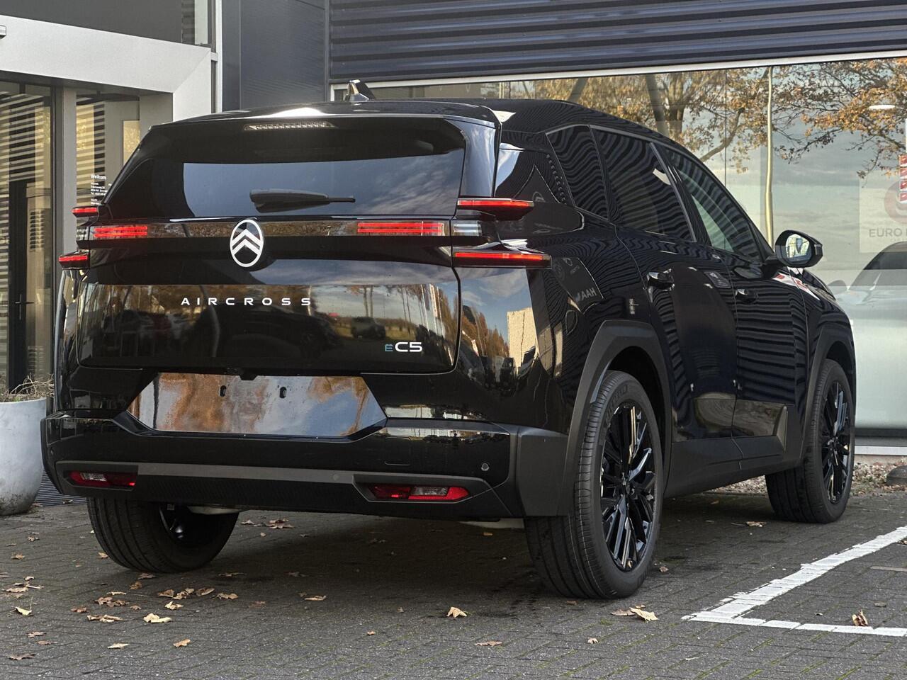 Citroen C5 Aircross Max Comfort Range 73 kWh | Comfort Seats | Adaptive Cruise Control | Climate Control | Parkeercamera/-sensoren | Panoramadak | PHC onderstel | Appel Carplay/Android Auto | Full LED | Elektrische kofferbak | Stoelverwarming/-massage | Head-Up Disp