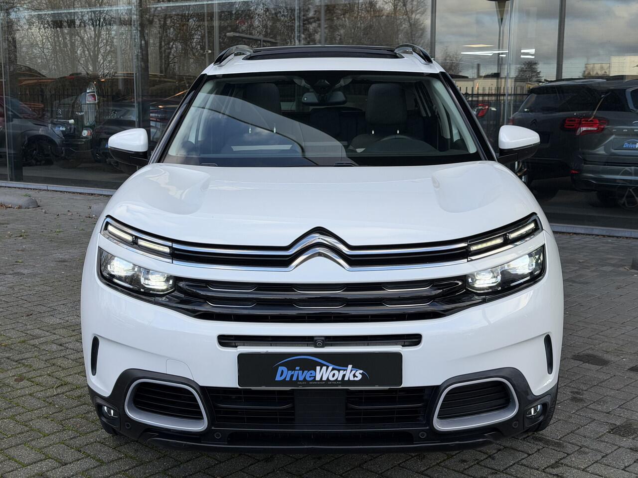 Citroen C5 Aircross 1.2 PureTech Shine | Leer | Pano | Winter-pakket | key-less | Dealer onderhouden | Interesse, Proefrit? Bel of app met: 06-24 28 28 42
