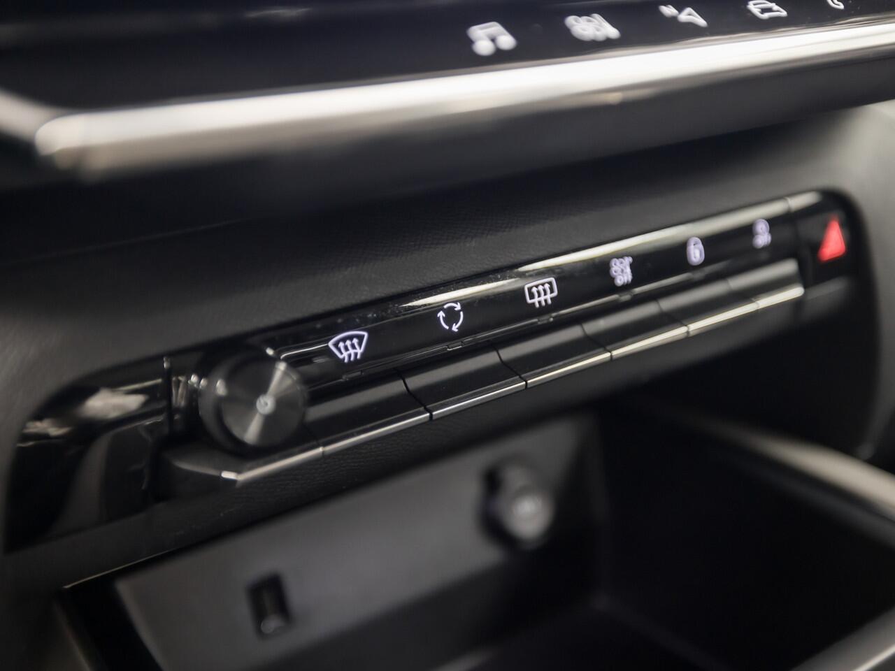 Citroen C5 Aircross 1.2 PureTech Sport (VIRTUAL COCKPIT, APPLE CARPLAY, GROOT NAVI, 360 CAMERA, GETINT GLAS, SPORTSTOELEN, LANE ASSIST, LM VELGEN, CRUISE, DAB+, NIEUWSTAAT)