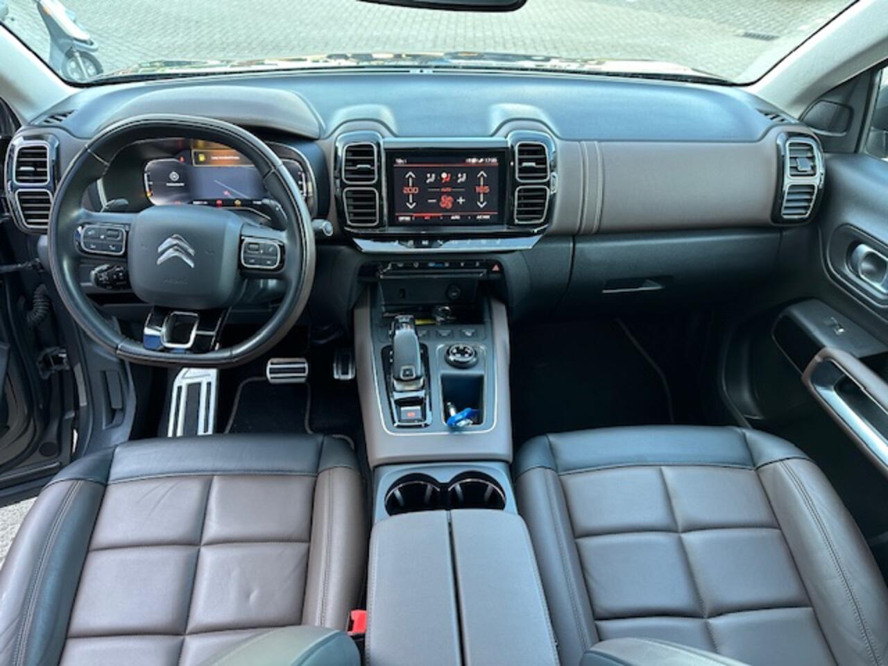 Citroen C5 Aircross 1.2 PureTech Shine 130PK Volle uitvoering 4 nw. banden Gratis verblijf in onze B&B in Spanje bij Valencia - Ontinyent - Deniá