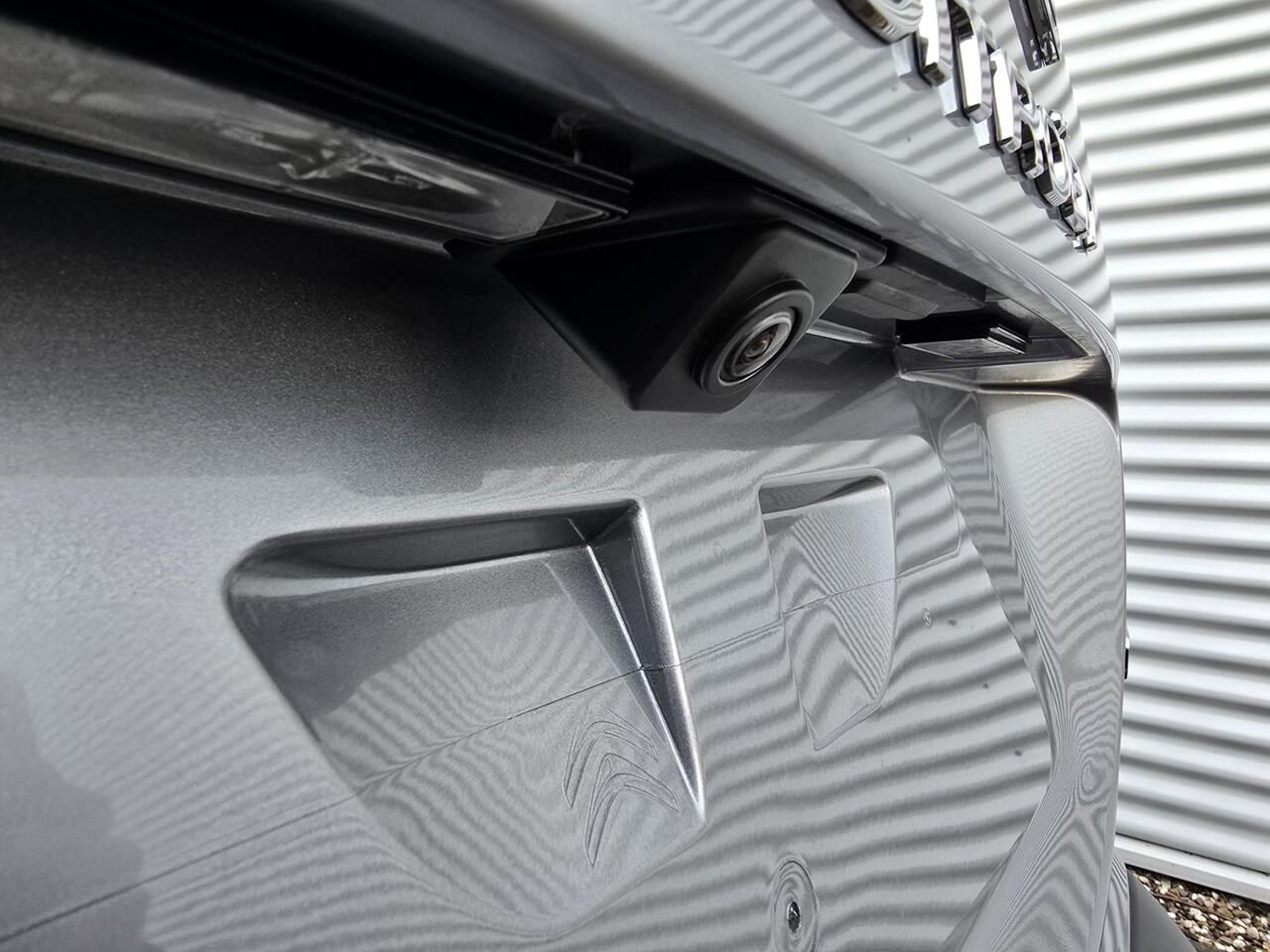 Citroen C5 Aircross Plus 1.2 Turbo 130pk | NAVI | CAMERA | ALL-SEASON BANDEN | PDC V+A | CLIMA | APPLE CARPLAY / ANDROID AUTO |