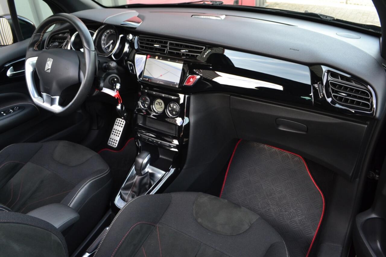 Citroen DS3 Cabrio 1.2 110PK DS Performance Line LED/Camera/Navi