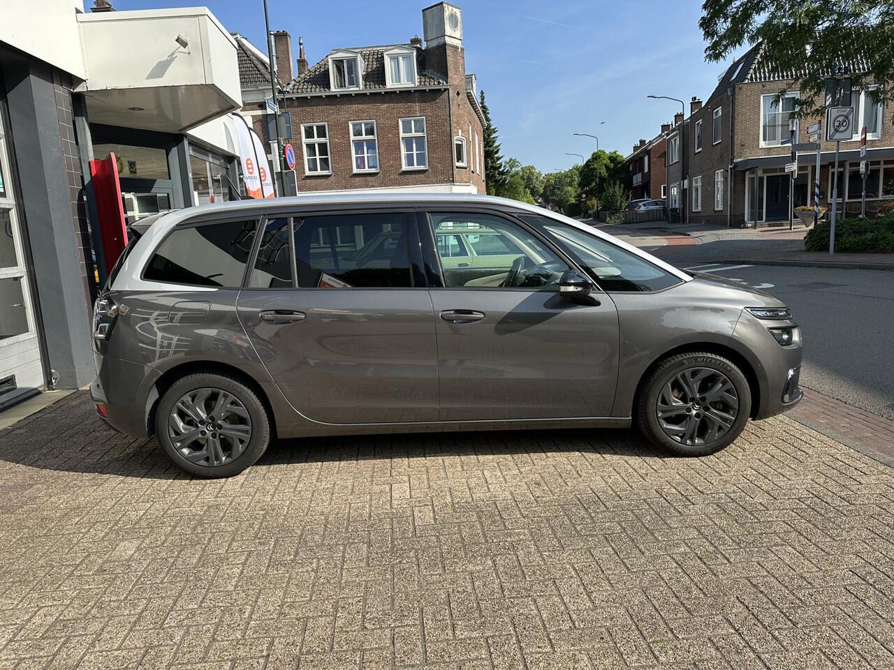 Citroen GRAND C4 PICASSO SpaceTourer 1.2 PureTech Origins All-in Prijs Navi/7 persoons/Cruise/Airco/Xenon/Massage stoelen Eurorepar
