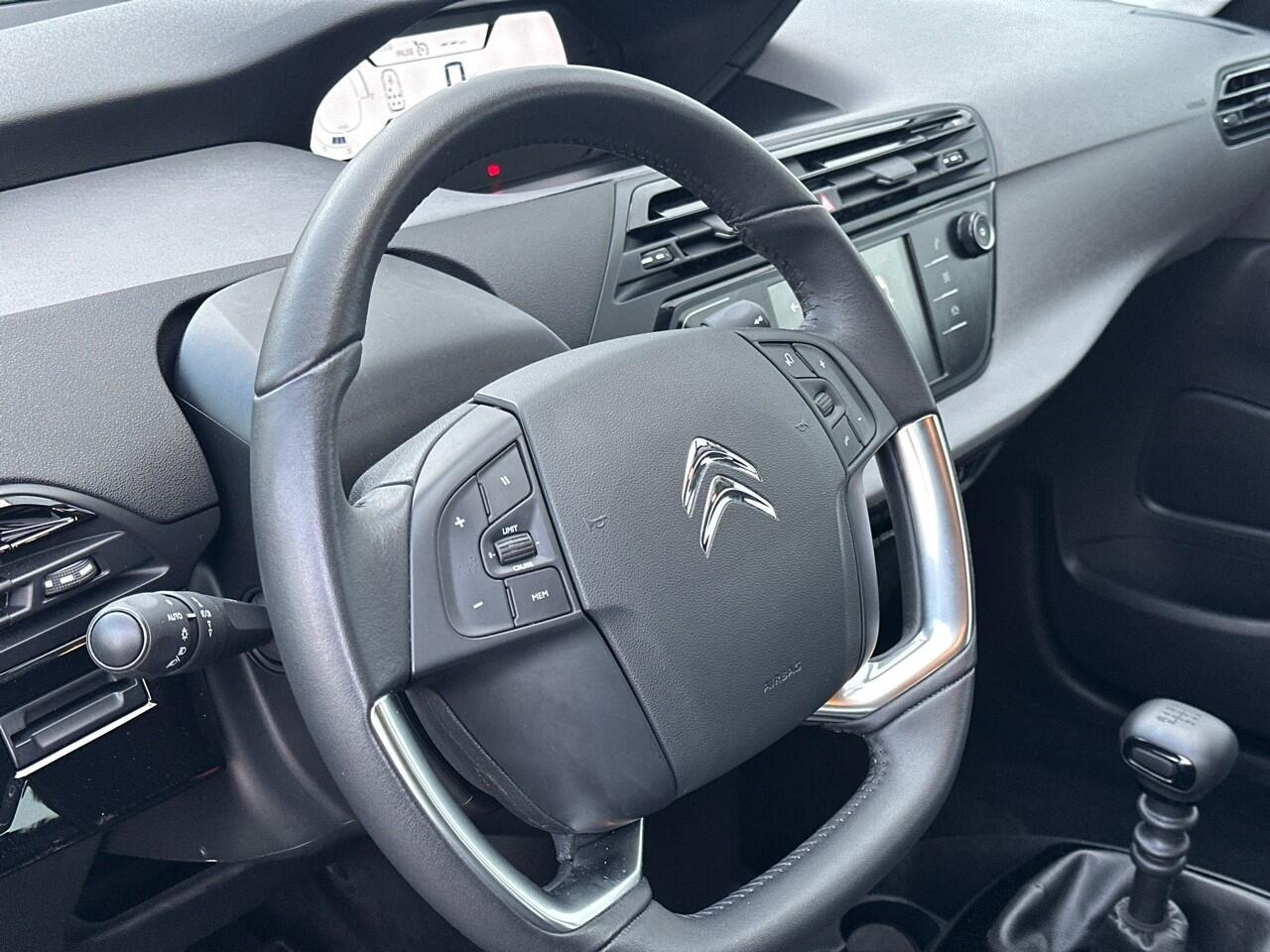 Citroen GRAND C4 PICASSO SpaceTourer 1.2 PureTech Cool 7 PERSOONS / NAVI / SLECHTS 30.095 KM