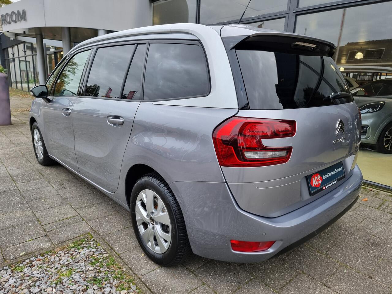 Citroen GRAND C4 PICASSO SpaceTourer 1.2i Feel 131pk | 7-persoons | 2022 | Carplay | Camera | Zeer nette staat!
