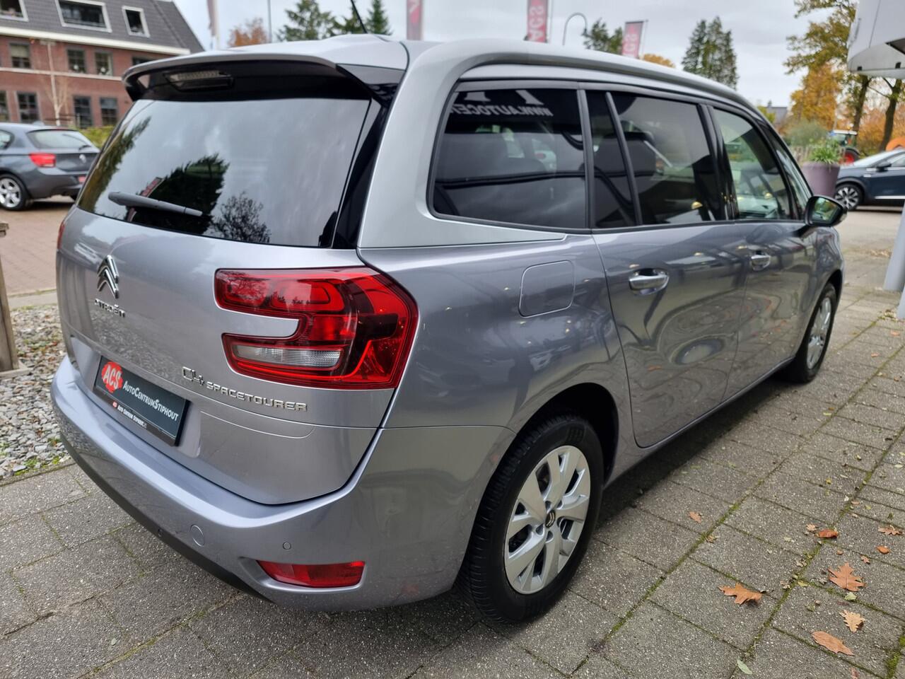 Citroen GRAND C4 PICASSO SpaceTourer 1.2i Feel 131pk | 7-persoons | 2022 | Carplay | Camera | Zeer nette staat!