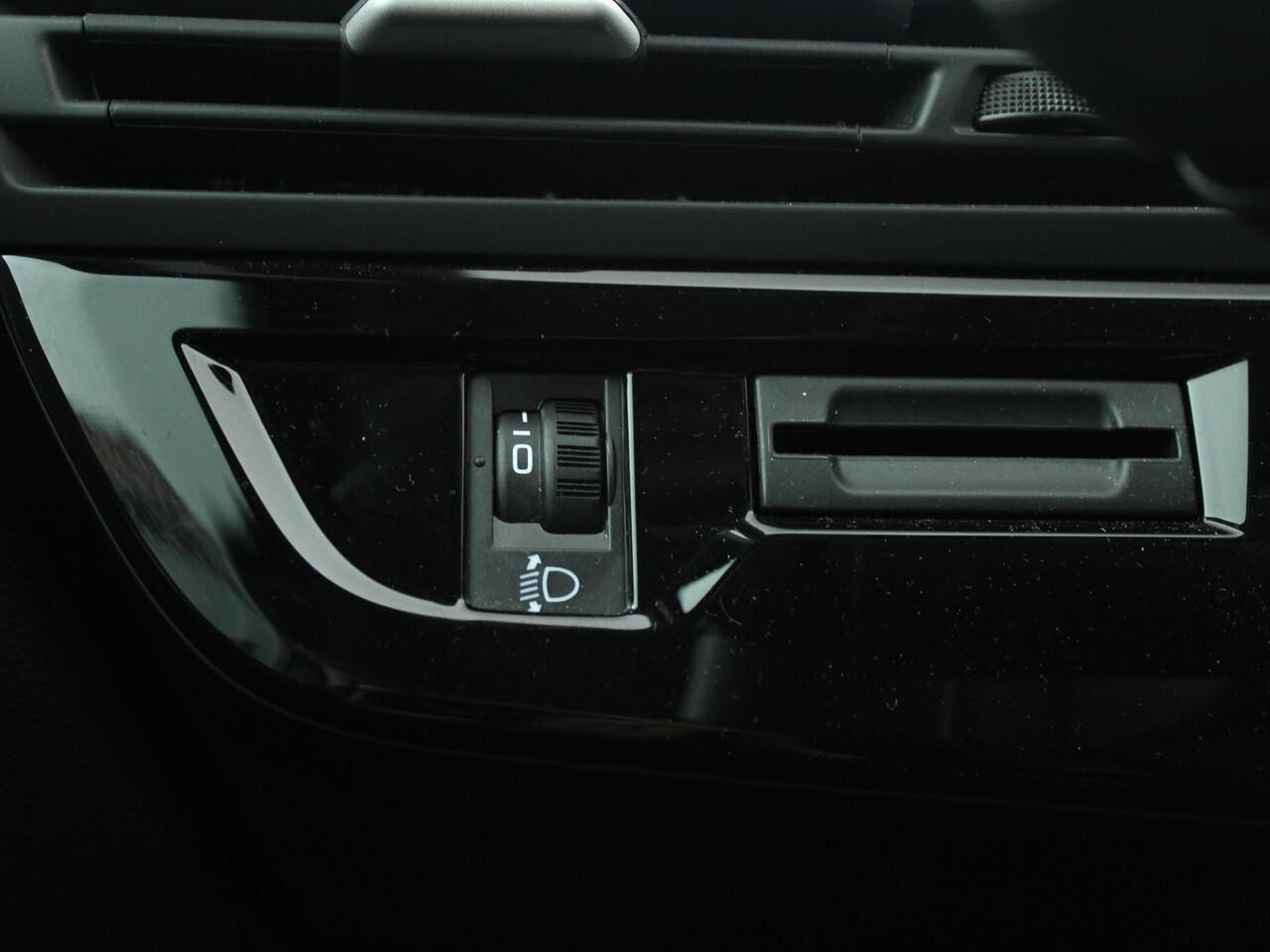 Citroen GRAND C4 PICASSO Spacetourer 1.2 PureTech Shine Automaat 7 zits Cruise/Climate control, Navigatie, Apple Carplay/Android auto, Audio/DAB, Keyless entry/Start