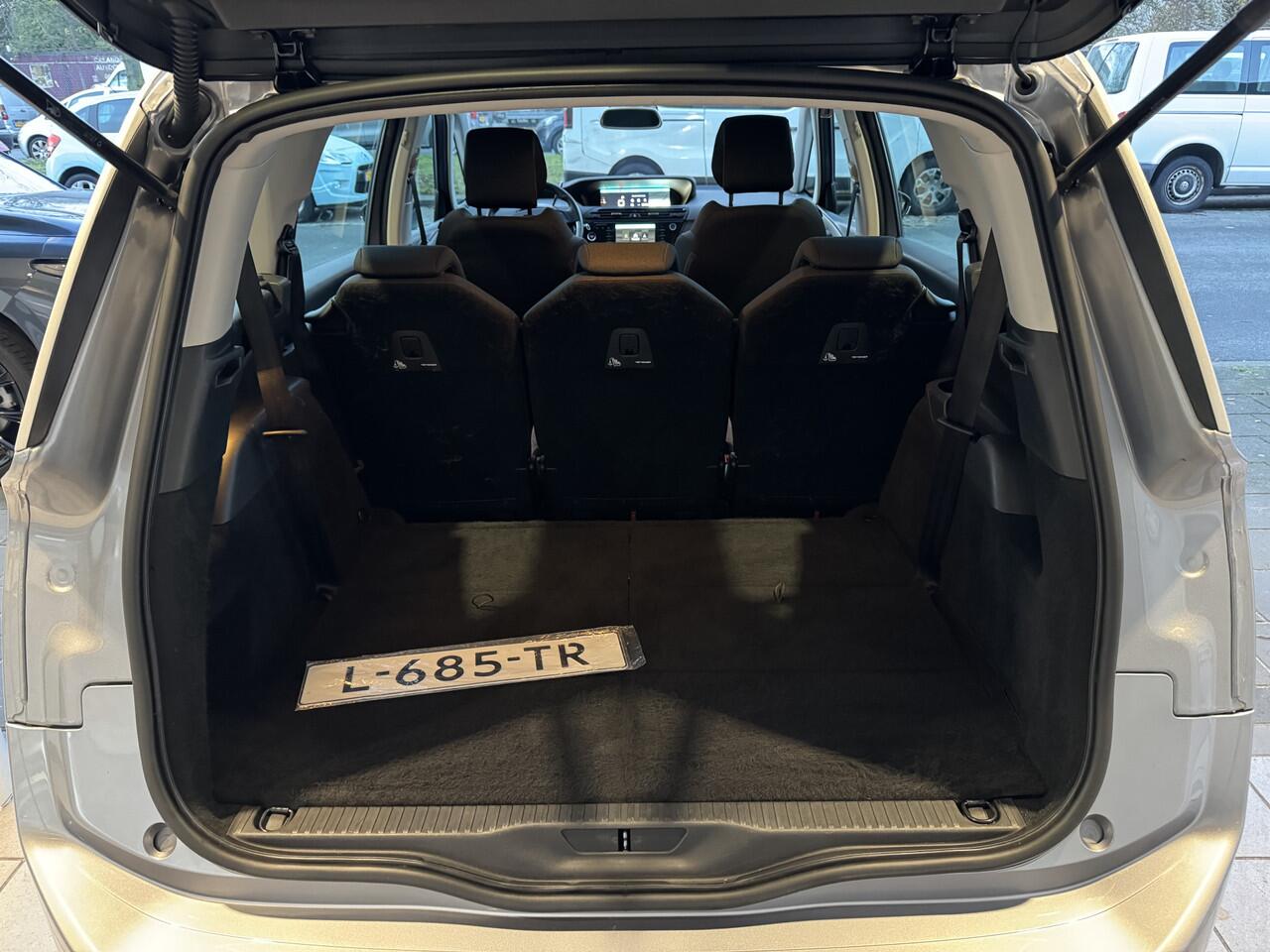 Citroen GRAND C4 PICASSO SpaceTourer 1.2 PureTech Business Automaat | 7-ziiter | Trekhaak |