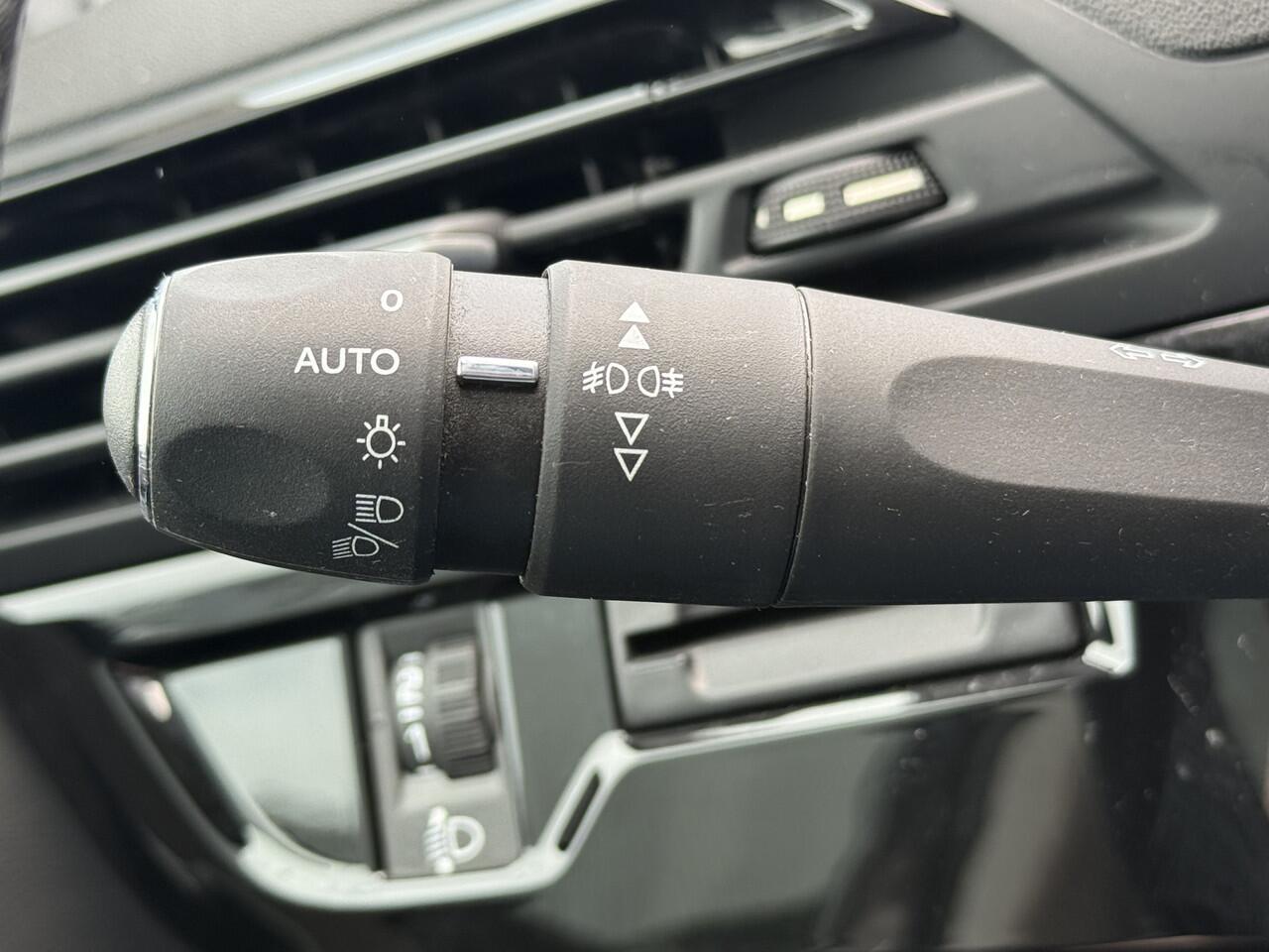 Citroen GRAND C4 PICASSO SpaceTourer BWJ 2019 1.2 131 PK Feel 7 PERS. / PANO. VOORRUIT | CLIMA | CRUISE | NAVI | BLUETOOTH | PDC | MULTIFUNCT. STUUR