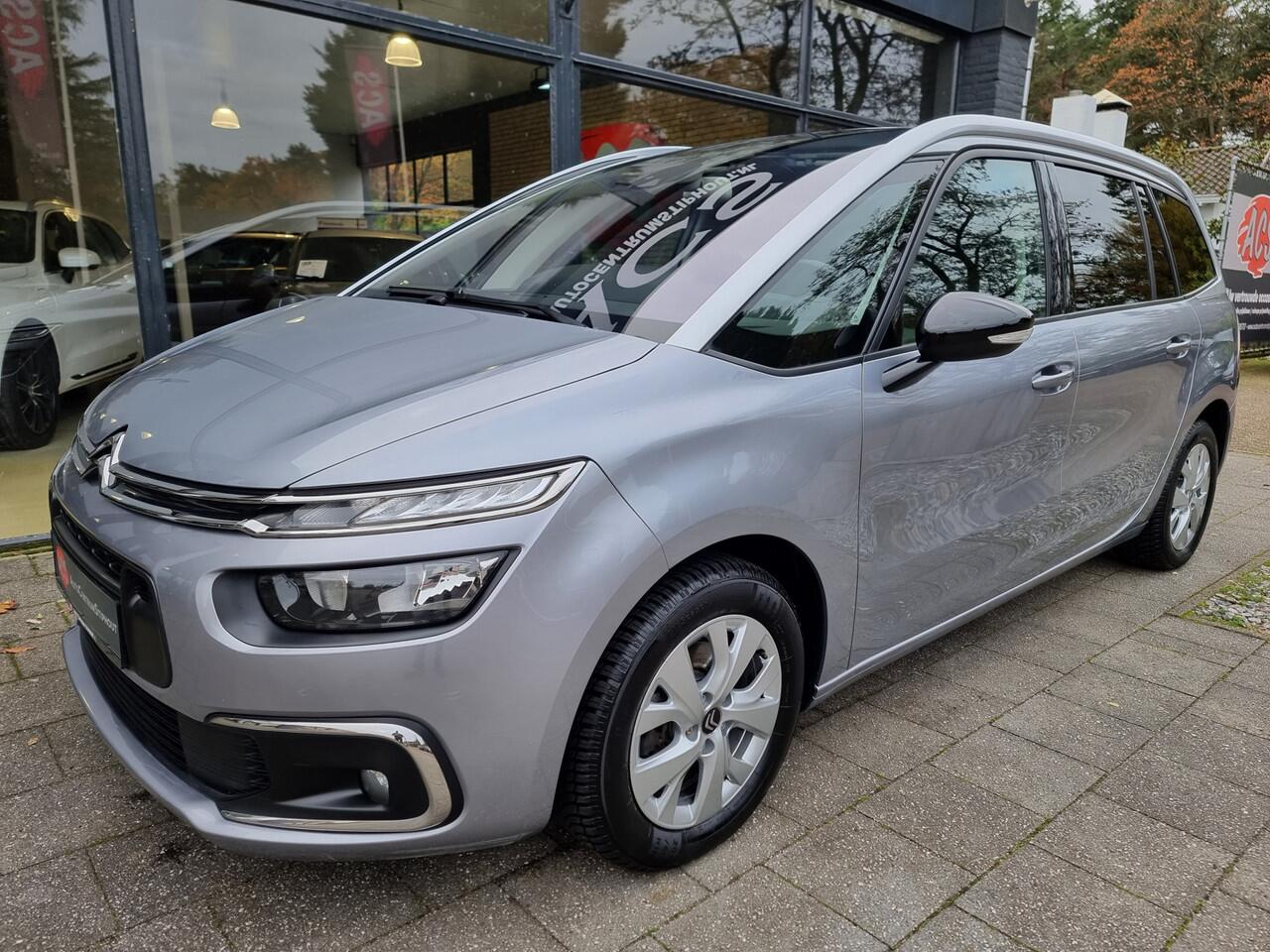 Citroen GRAND C4 PICASSO SpaceTourer 1.2i Feel 131pk | 7-persoons | 2022 | Carplay | Camera | Zeer nette staat!