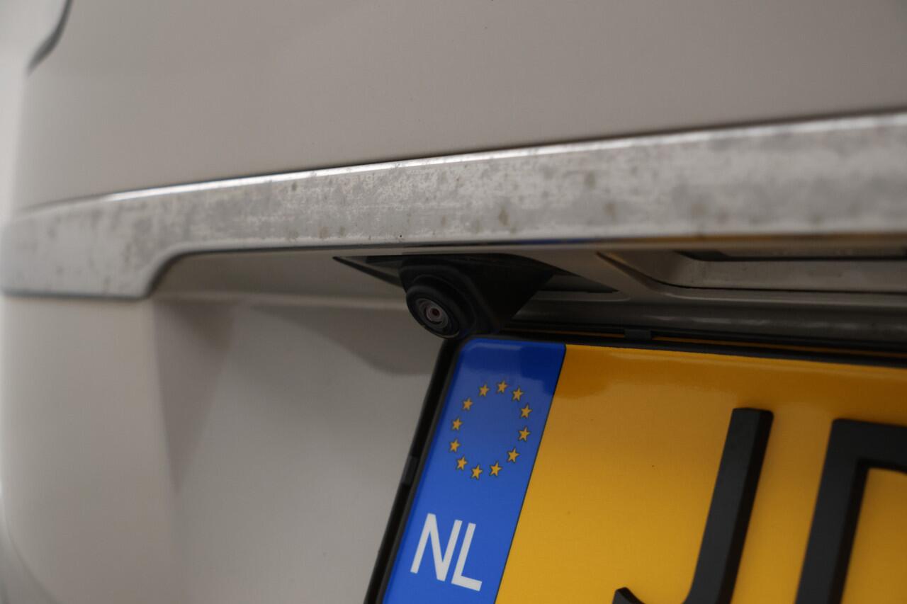 Citroen GRAND C4 PICASSO SpaceTourer 1.5 BlueHDI Shine Navigatie, Airco, Bleutooth