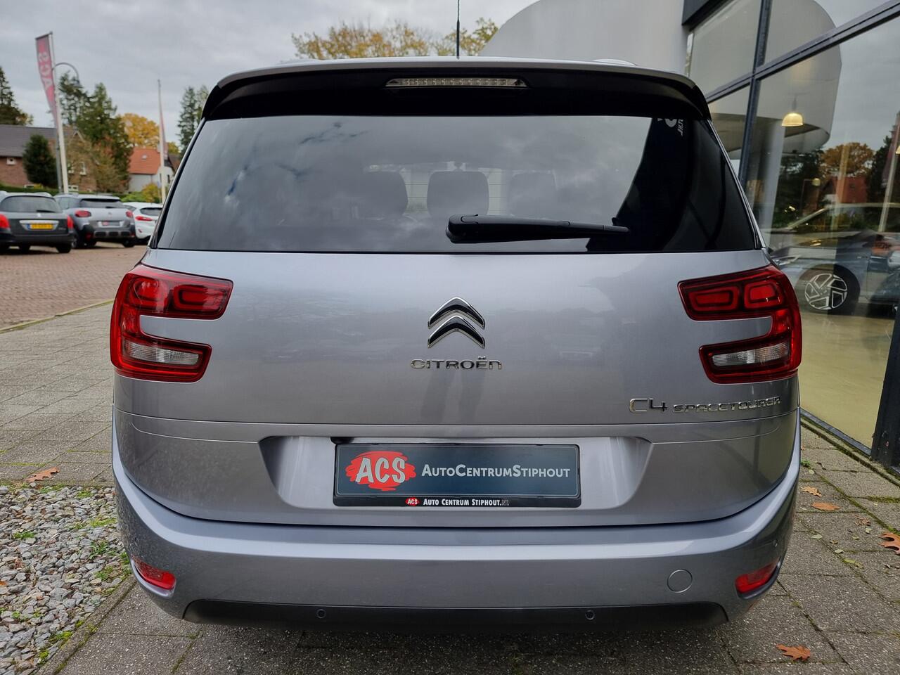 Citroen GRAND C4 PICASSO SpaceTourer 1.2i Feel 131pk | 7-persoons | 2022 | Carplay | Camera | Zeer nette staat!
