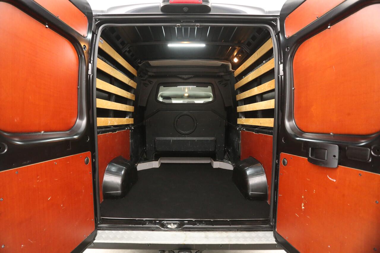 Citroen JUMPER 30 2.2 BlueHDi L2H2 | Euro6 | DC | 6-Zits | Airco | Camera | Cruise | 2500kg | Trekh. | Navigatie