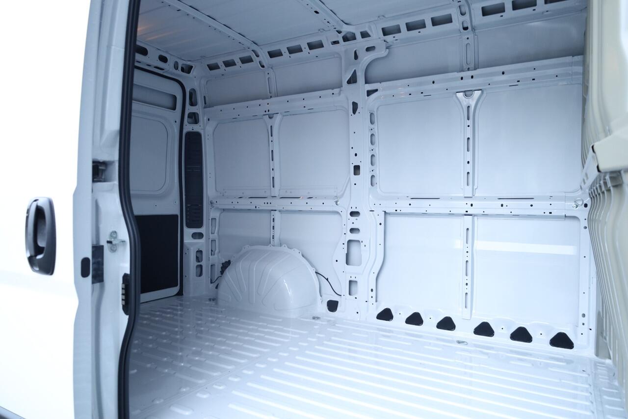 Citroen JUMPER 2.2 BlueHDi 140pk L2H2 3.5t | Automaat | BLAUW | Navi | Camera | Adapt.Cruise | Apple Carplay | Smart Key