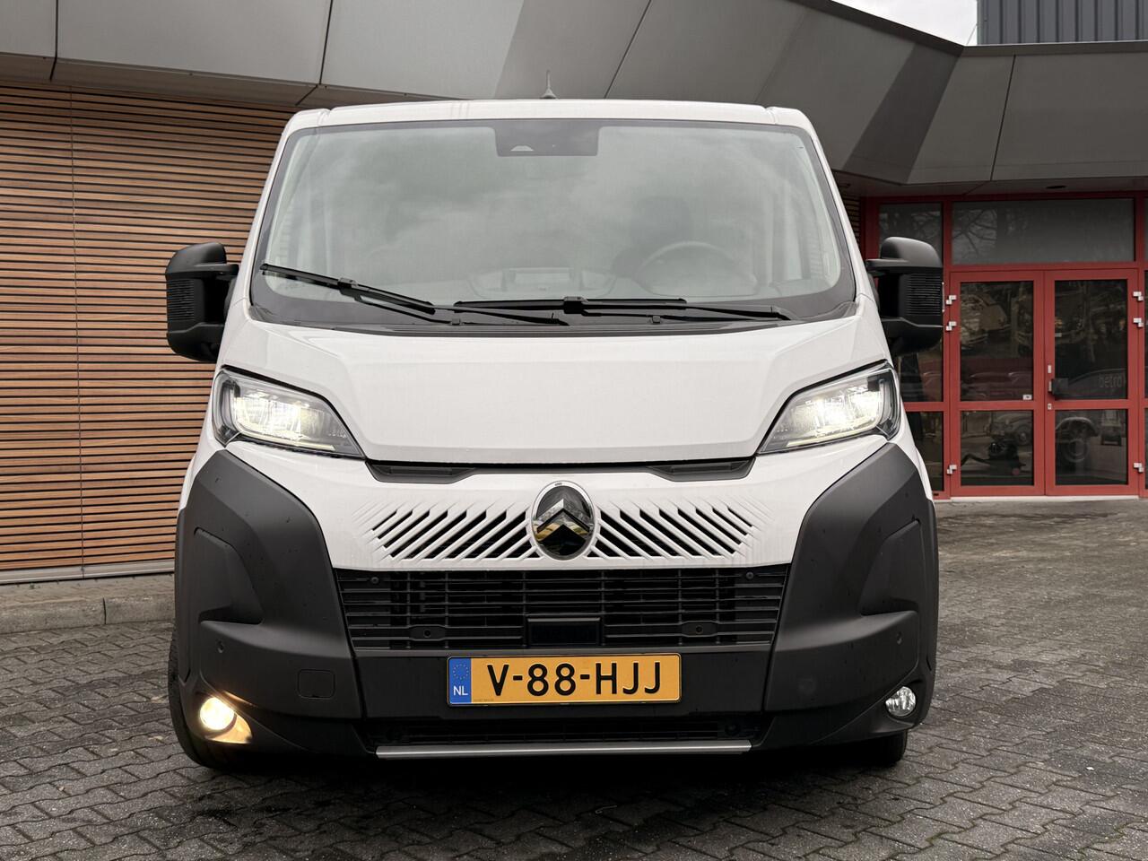 Citroen JUMPER 2.2 BlueHDi 120 S&S L2H1 3.0t Trekhaak / Camera / LED / Airco