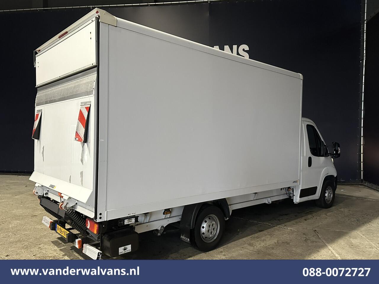 Citroen JUMPER 2.2 BlueHDi 141pk Bakwagen Laadklep Euro6 Airco | 1075kg laadvermogen Bijrijdersbank
