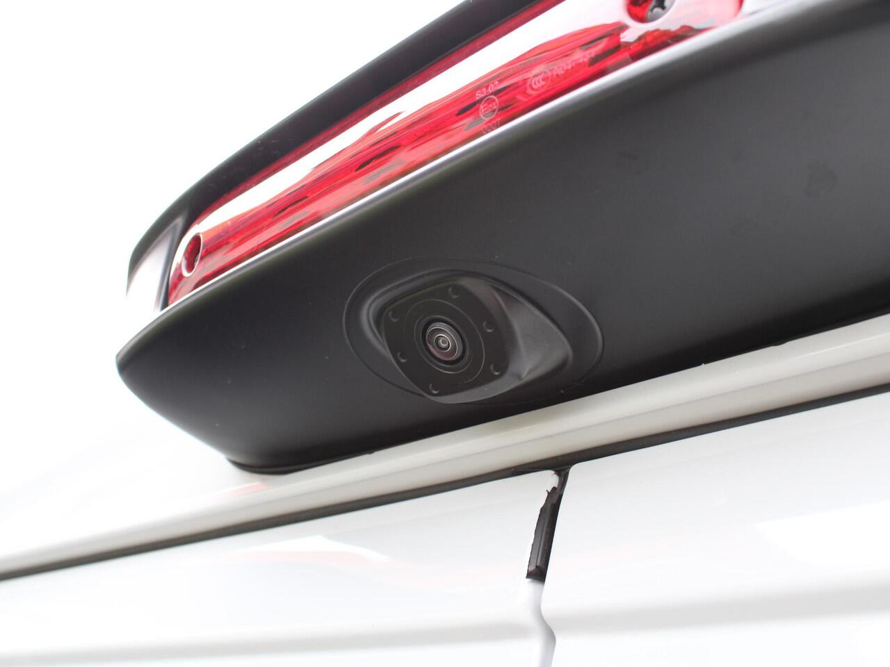 Citroen JUMPER 2.2 BlueHDi 120PK S&S L2H1 3.0t Trekhaak, Navigatie, Achteruitrijcamera, Cruise Control, Airco, Dodehoek Detectie