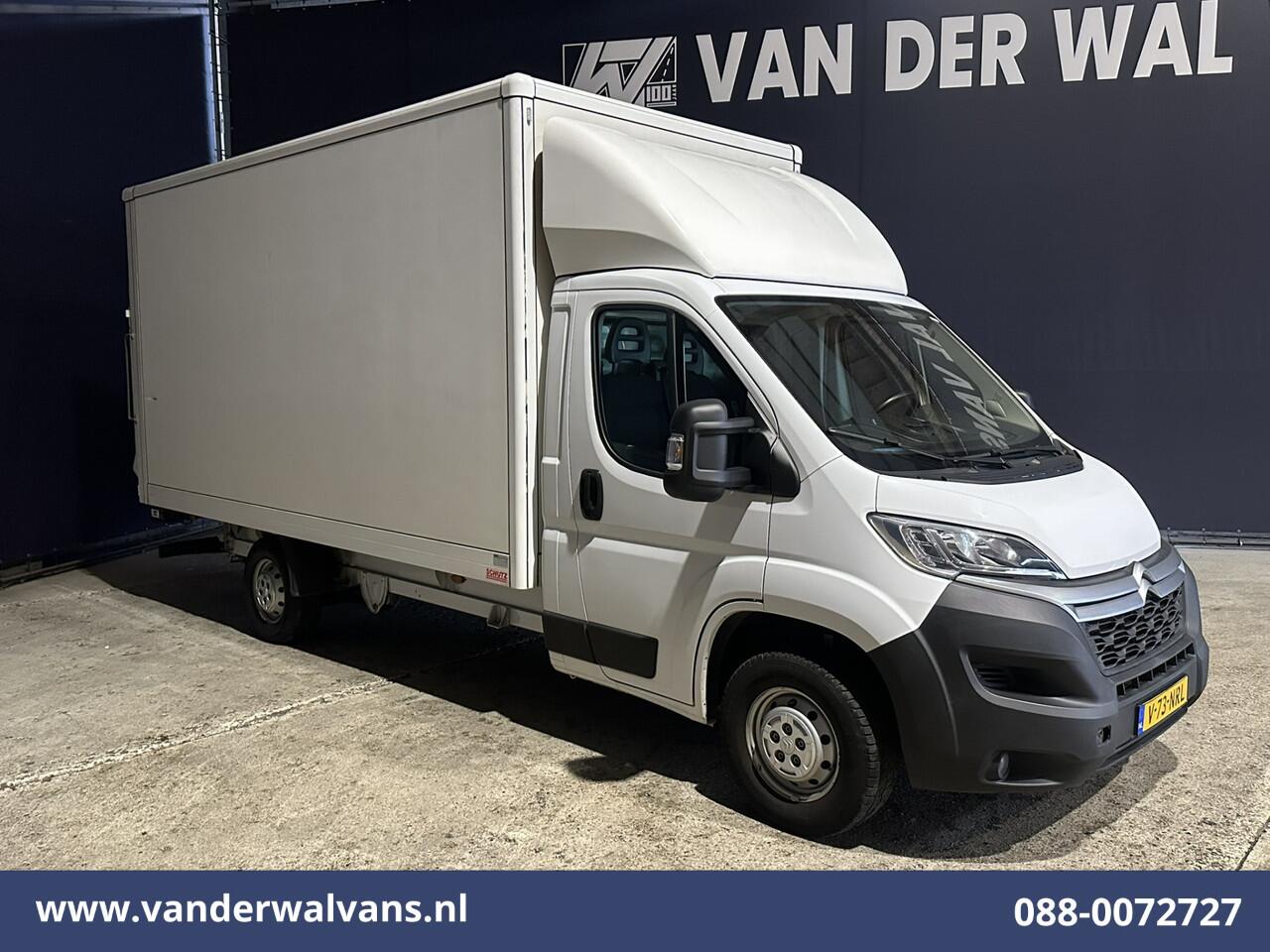 Citroen JUMPER 2.2 BlueHDi 141pk Bakwagen Laadklep Euro6 Airco | Camera | Cruisecontrol | 1020kg laadvermogen Bijrijdersbank