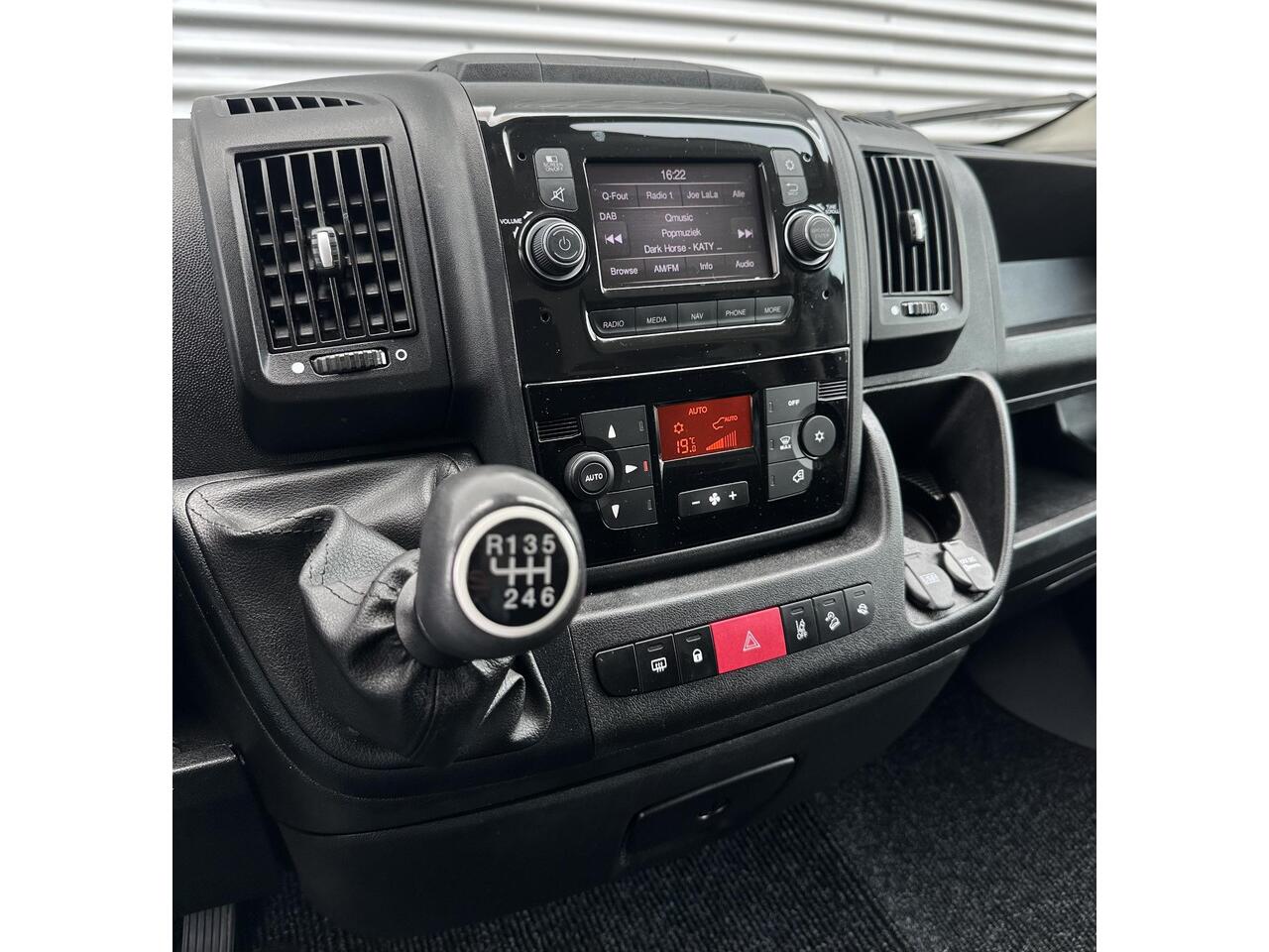 Citroen JUMPER 35 2.2 BlueHDi 120 L2H2 2x schuifdeur