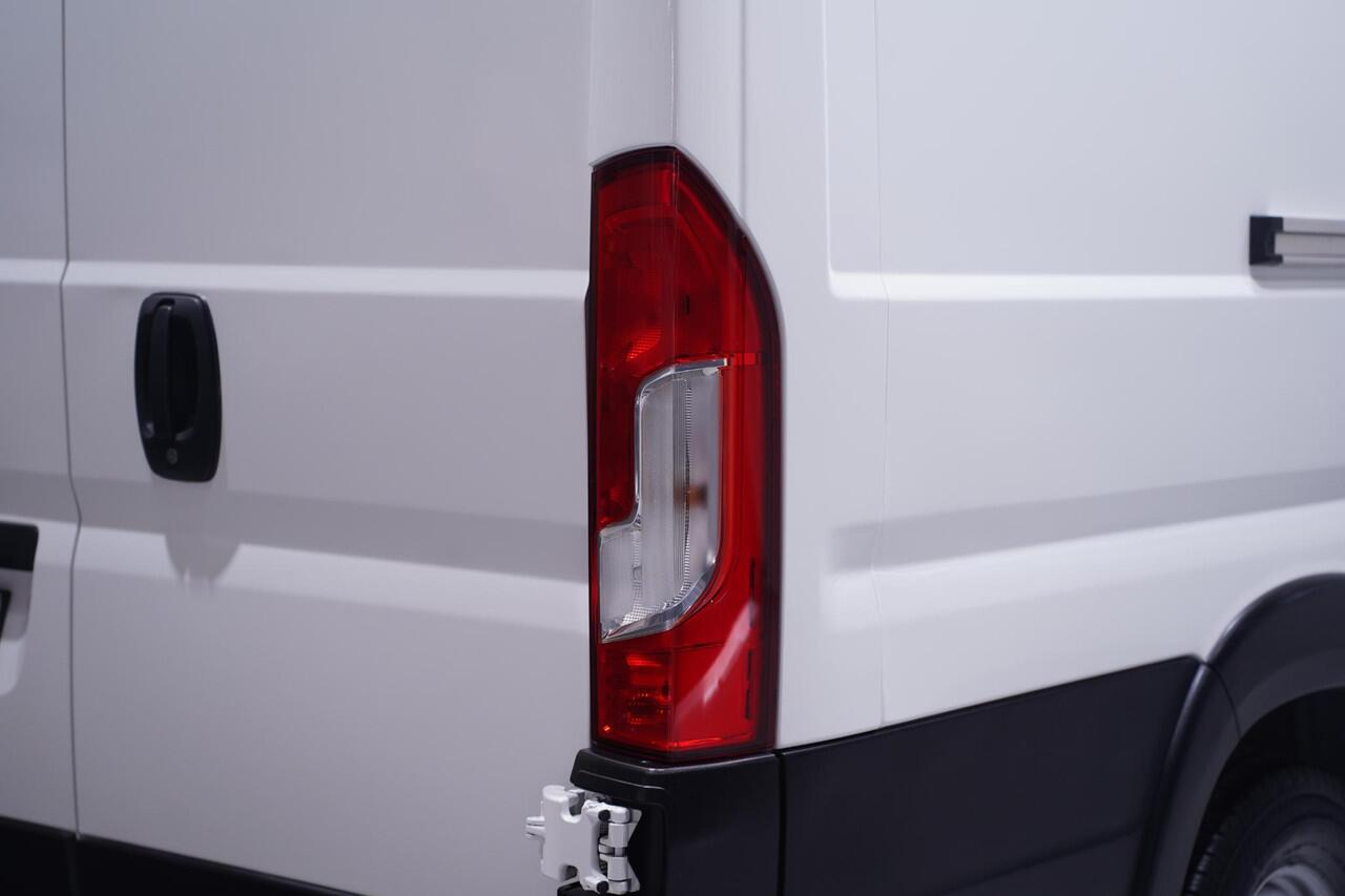 Citroen JUMPER 2.2 BlueHDi 165 pk L4H2 va 239,- p/mnd 5x Voorraad Navi, Camera, Airco, Laadruimte Pakket, 3-Zits