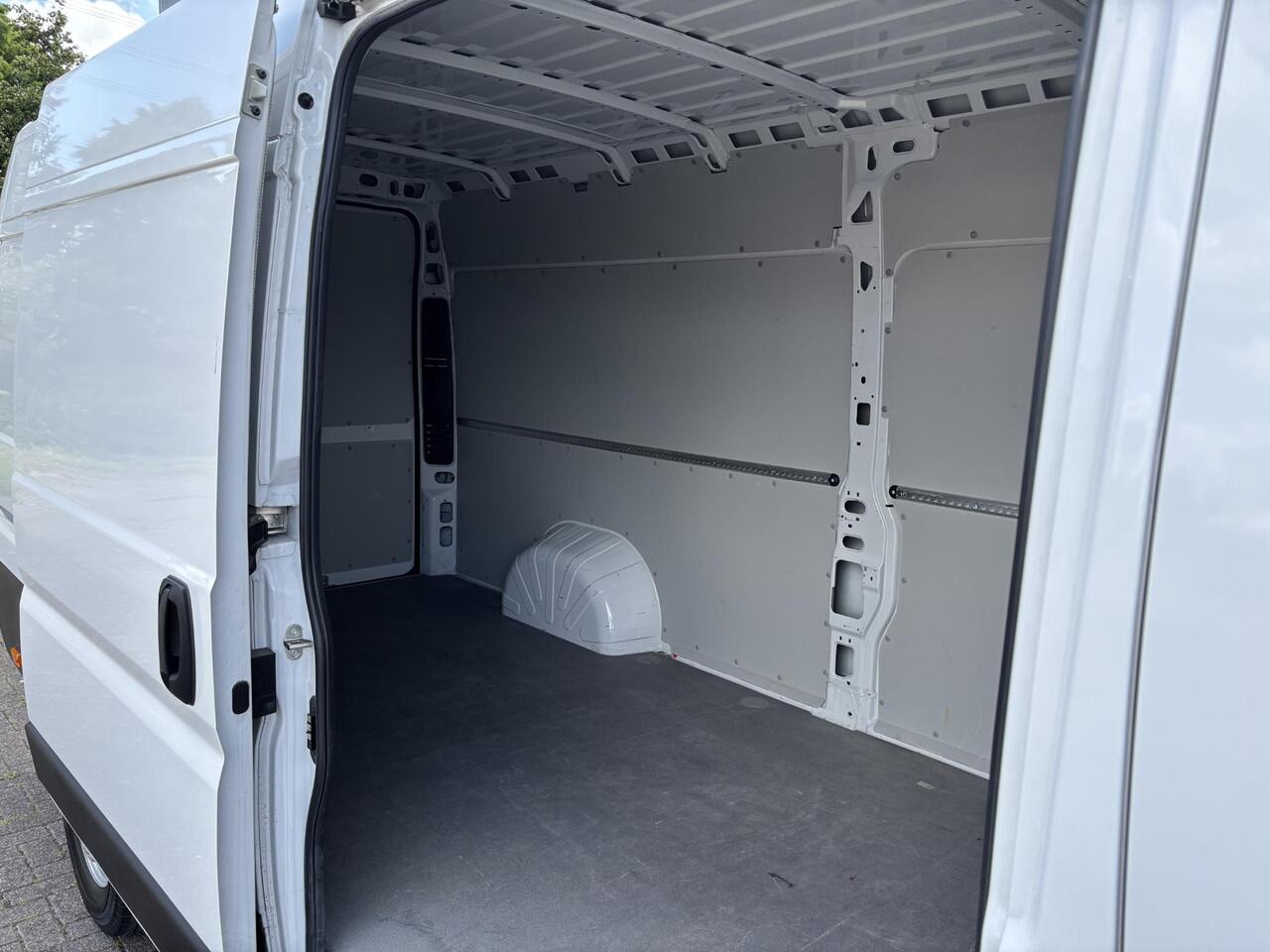 Citroen JUMPER L4H2 HEAVY 3.5t 2.2 BlueHDi 165pk | NAVI | CAMERA | CRUISE CONTROL | BPM-VRIJ! | CLIMA | VLOER | APPLE CARPLAY / ANDROID AUTO | DODEHOEKBEW. | POSTNL |