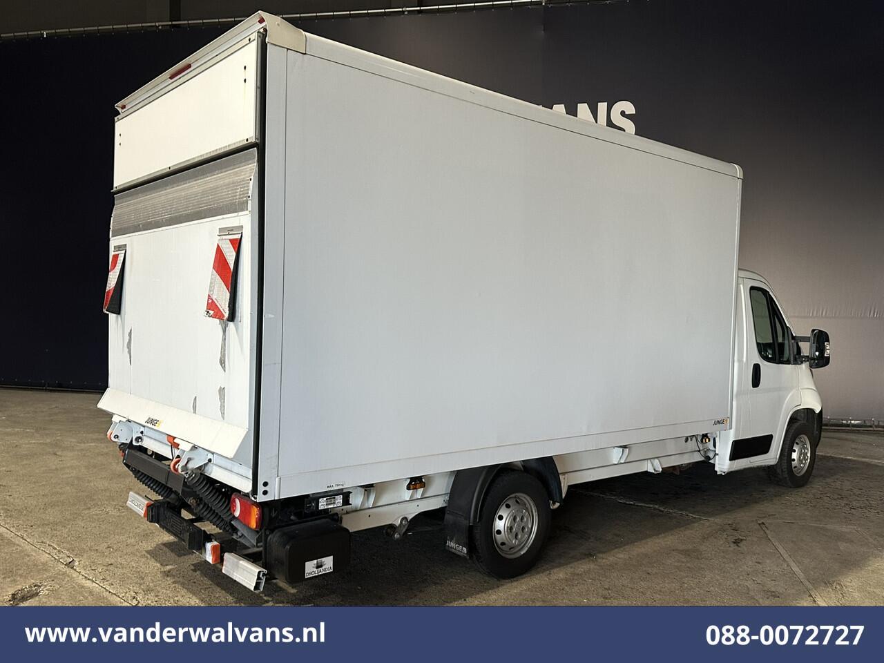 Citroen JUMPER 2.2 BlueHDi 141pk Bakwagen Laadklep Euro6 Airco | 1075kg laadvermogen Bijrijdersbank