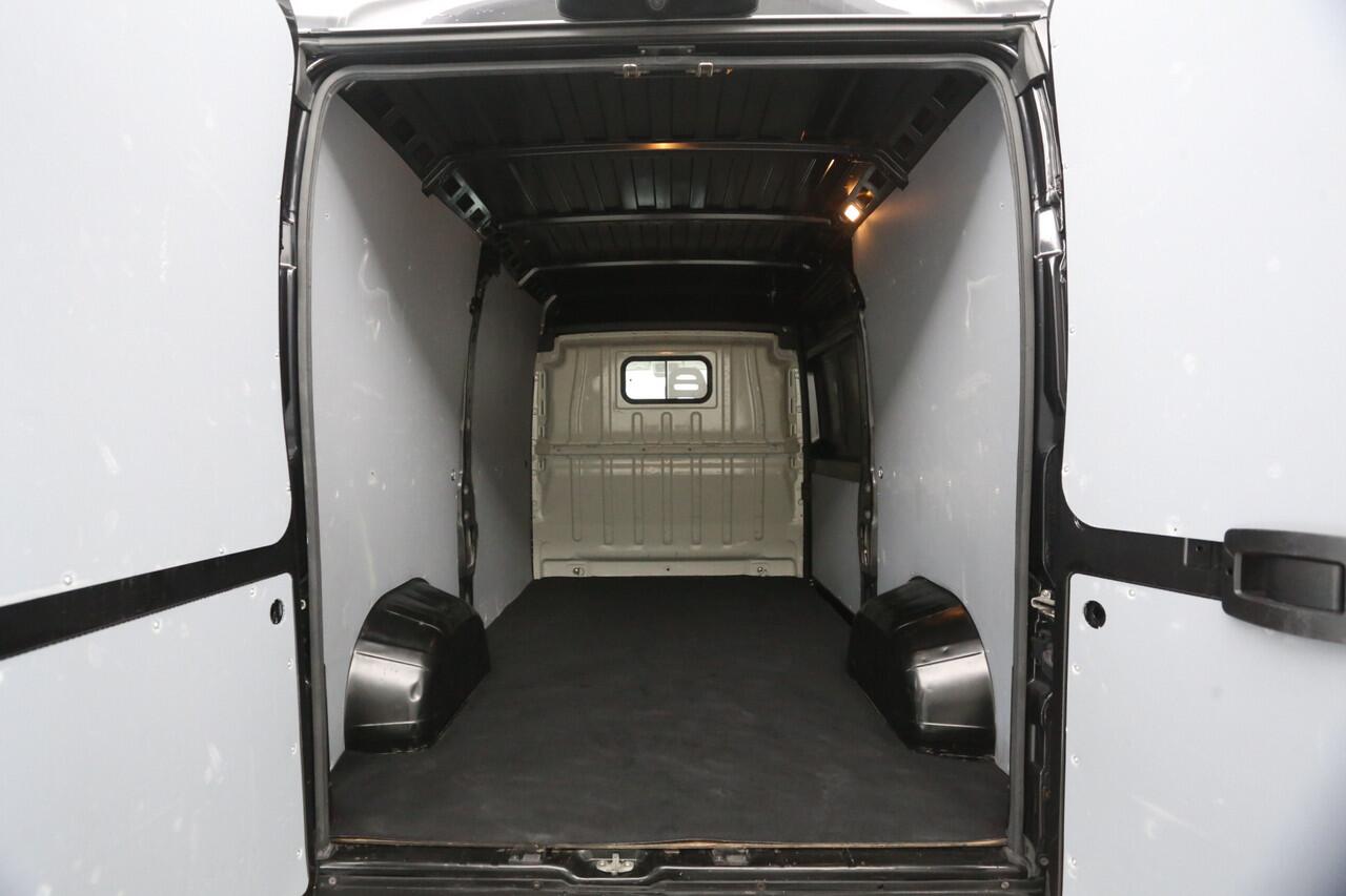 Citroen JUMPER 30 2.0 BlueHDi L2H2 | Airco | Camera | Cruise | 3-Zits | Parkeersensoren