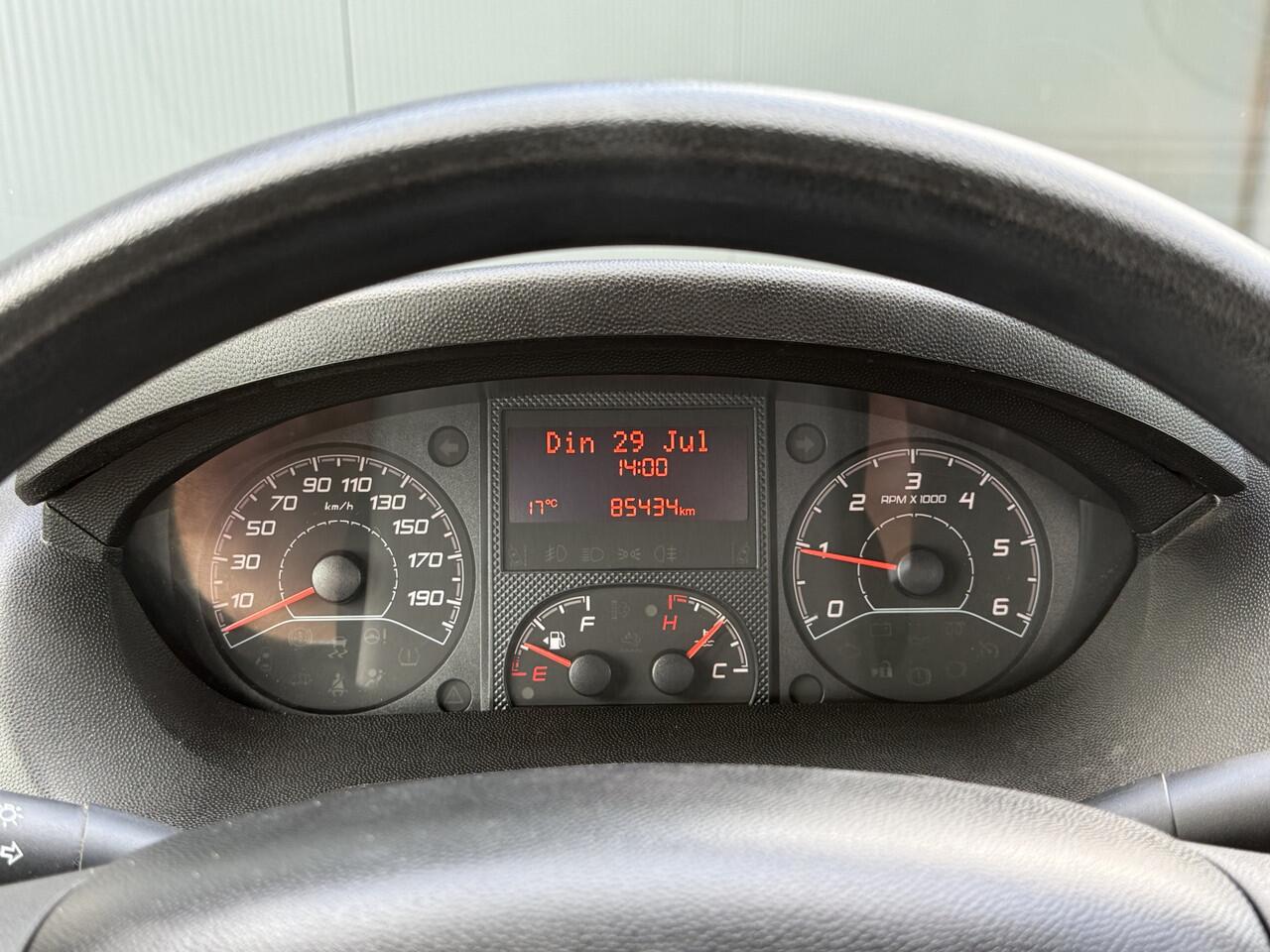 Citroen JUMPER 2.2 BlueHDi 140 PK EURO 6 / L4 MAXI PICK UP / 4.20 LAADBAK / 1e EIG. / 2.5 TONS TREKHAAK / 3-ZITS