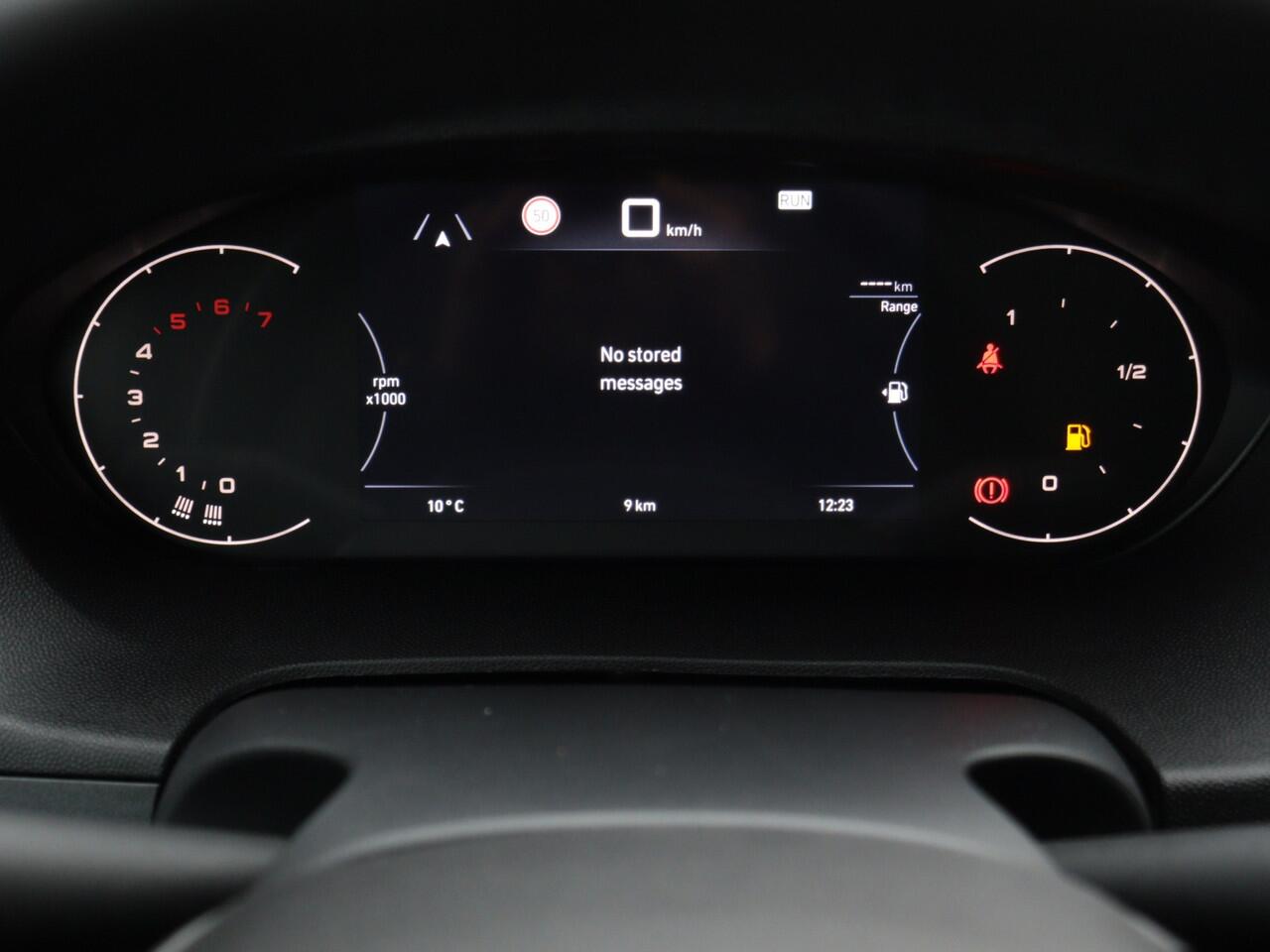 Citroen JUMPER 2.2 BlueHDi 140 Automaat L3H2 3.5t Zwaar | Parkeersensoren | Achteruitrijcamera | Betimmering |