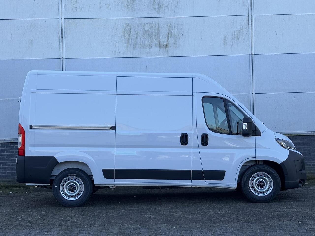 Citroen JUMPER L2H2 3.5t 2.2 BlueHDi 140pk EAT8 AUTOMAAT | BPM vrij | Multimedia | NAVI | Apple Carplay | Android Auto | DAB+ radio | Achteruitrijcamera | Surround view | Parkeersensoren voor en achter | Dode hoek detectie | Adaptive cruise control | Keyless entry | Cli