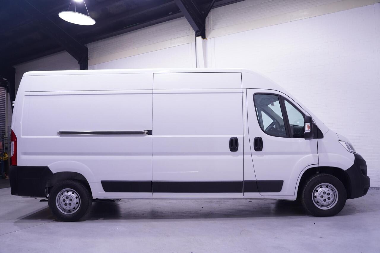 Citroen JUMPER 2.2 HDI 140 pk L3H2 Navi, Camera Airco, Cruise Control, Laadruimte Pakket, PDC achter, 3-Zits