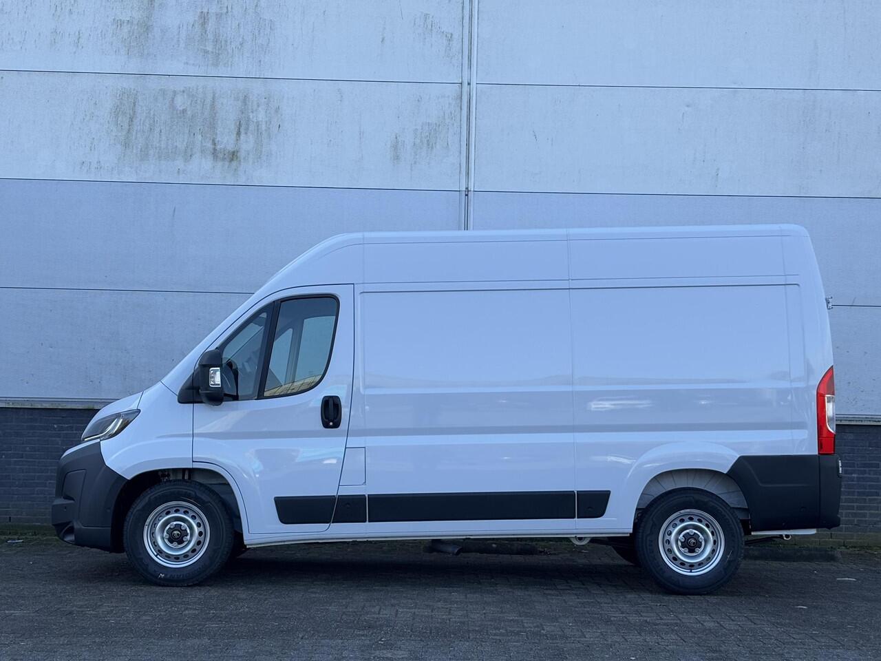 Citroen JUMPER L2H2 3.5t 2.2 BlueHDi 140pk EAT8 AUTOMAAT | BPM vrij | Multimedia | NAVI | Apple Carplay | Android Auto | DAB+ radio | Achteruitrijcamera | Surround view | Parkeersensoren voor en achter | Dode hoek detectie | Adaptive cruise control | Keyless entry | Cli