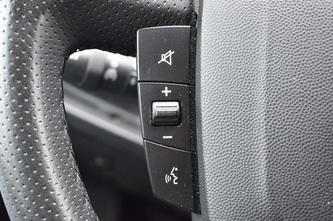 Citroen JUMPER BlueHDi 140 L2H1 Club | Navi | Airco | Geveerde Bestuurdersstoel | Parkeerhulp | ** Zeer Compleet