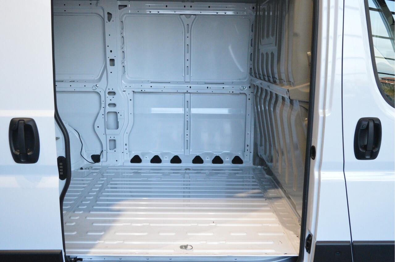 Citroen JUMPER 2.2 BlueHDi 140 L2H2 3.5t clima camera navi cruise pdc !!