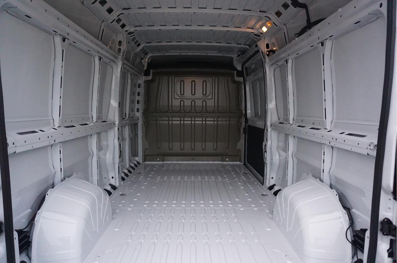 Citroen JUMPER 35 2.2 180PK EAT8 Automaat L3H2 BPM VRIJ!! 10" Navi, Clima, ACC, Cam + Digi cam, LED, 270º Deur!! NR. 757