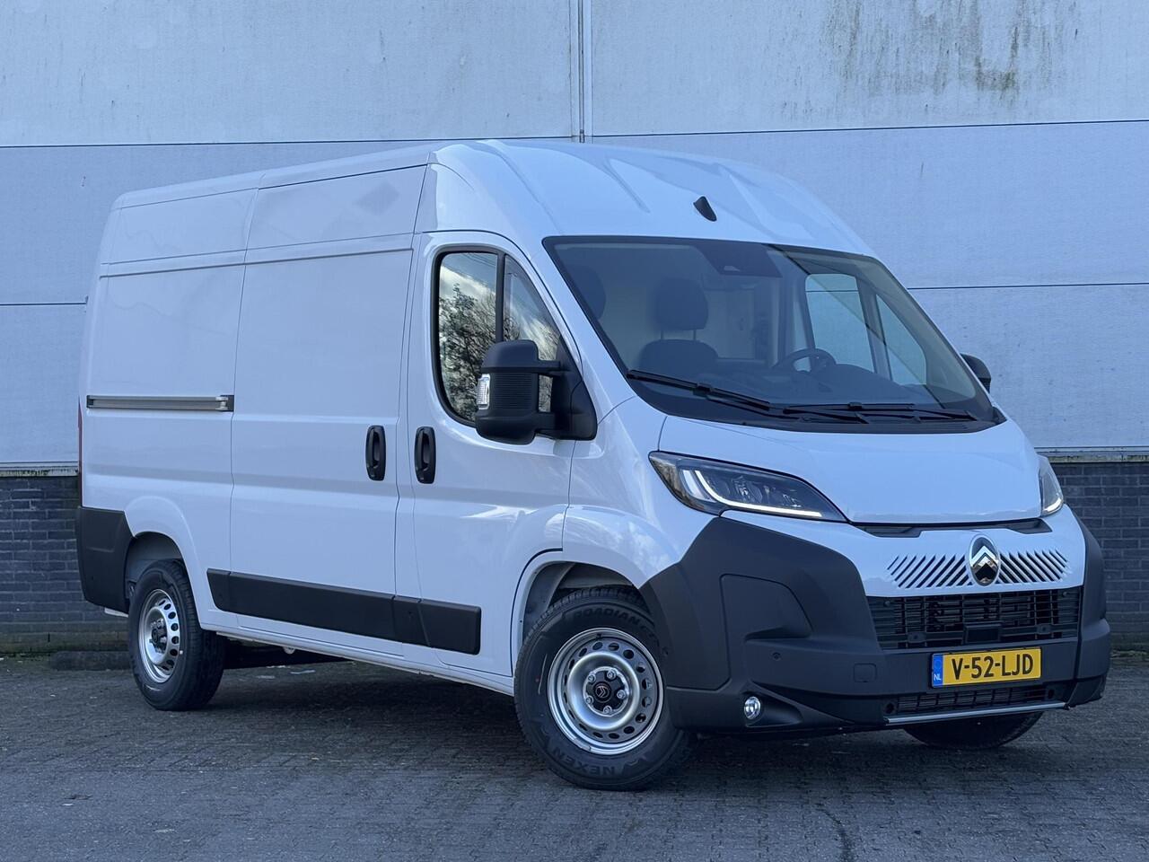Citroen JUMPER L2H2 3.5t 2.2 BlueHDi 140pk EAT8 AUTOMAAT | BPM vrij | Multimedia | NAVI | Apple Carplay | Android Auto | DAB+ radio | Achteruitrijcamera | Surround view | Parkeersensoren voor en achter | Dode hoek detectie | Adaptive cruise control | Keyless entry | Cli
