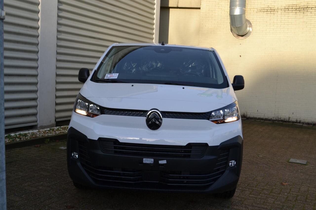 Citroen JUMPY 2.0 BlueHDI 145 L2 NAVIGATIE I PARKEERSENSOREN ACHTER I NIEUW MODEL + NIEUW LOGO I ¤ 24.950 Ex B.T.W. Operationele Lease E 484,- Ex. B.T.W. p/mnd., 60 mnd, 20.000 km per jaar,