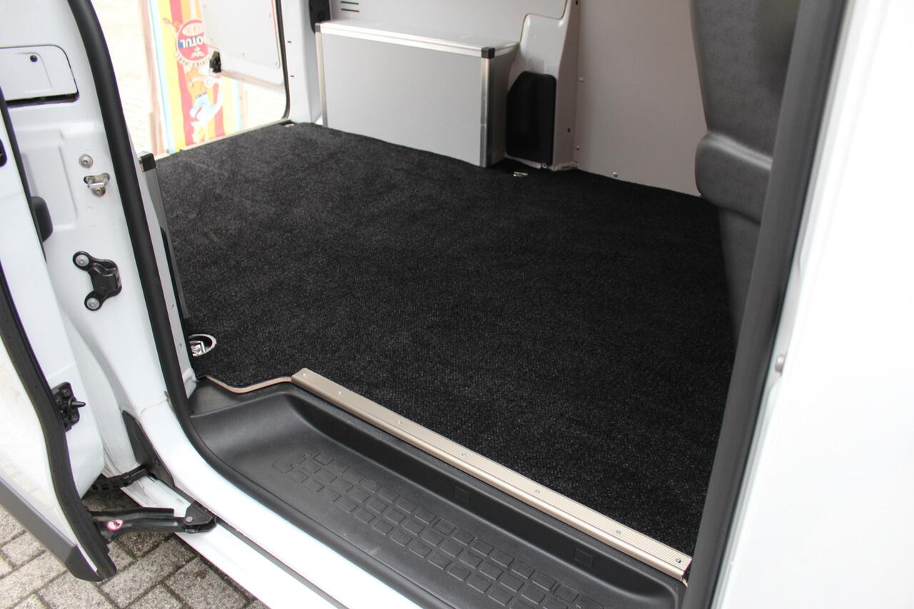 Citroen JUMPY 2.0 BlueHDI L2 Airco-Cruise-Camera-Carplay-Betimmering-Vloer