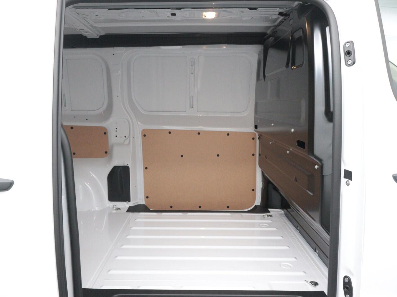 Citroen JUMPY BlueHDi 120 PK Lengte 2 | Rijklaar | 2,9% Financial Lease | Parkeersensoren | Apple Carplay |