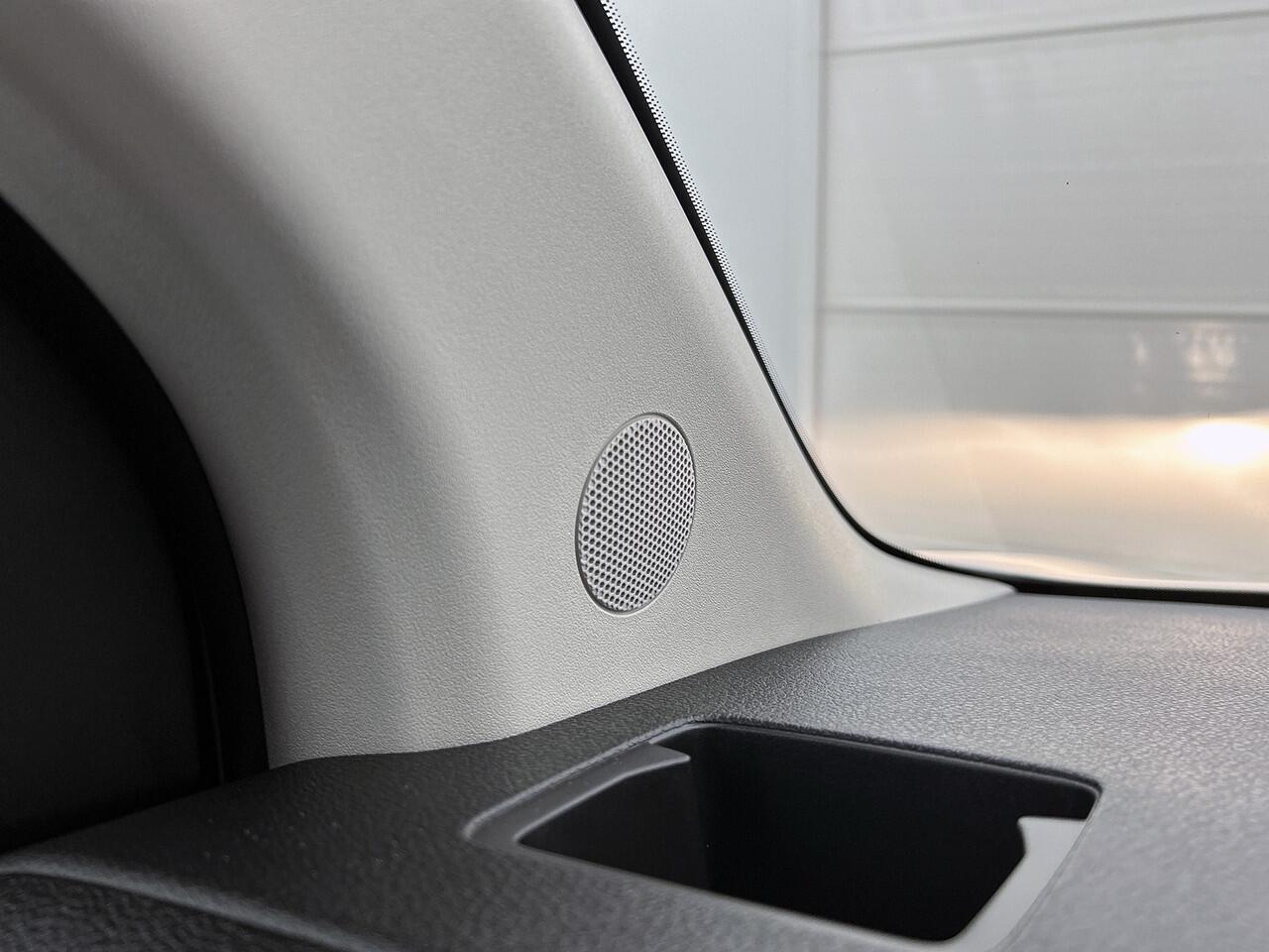 Citroen JUMPY BlueHDi 145pk Automaat Lengte 3 Dubbel Cabine | 6-persoons | Apple Carplay | Camera |