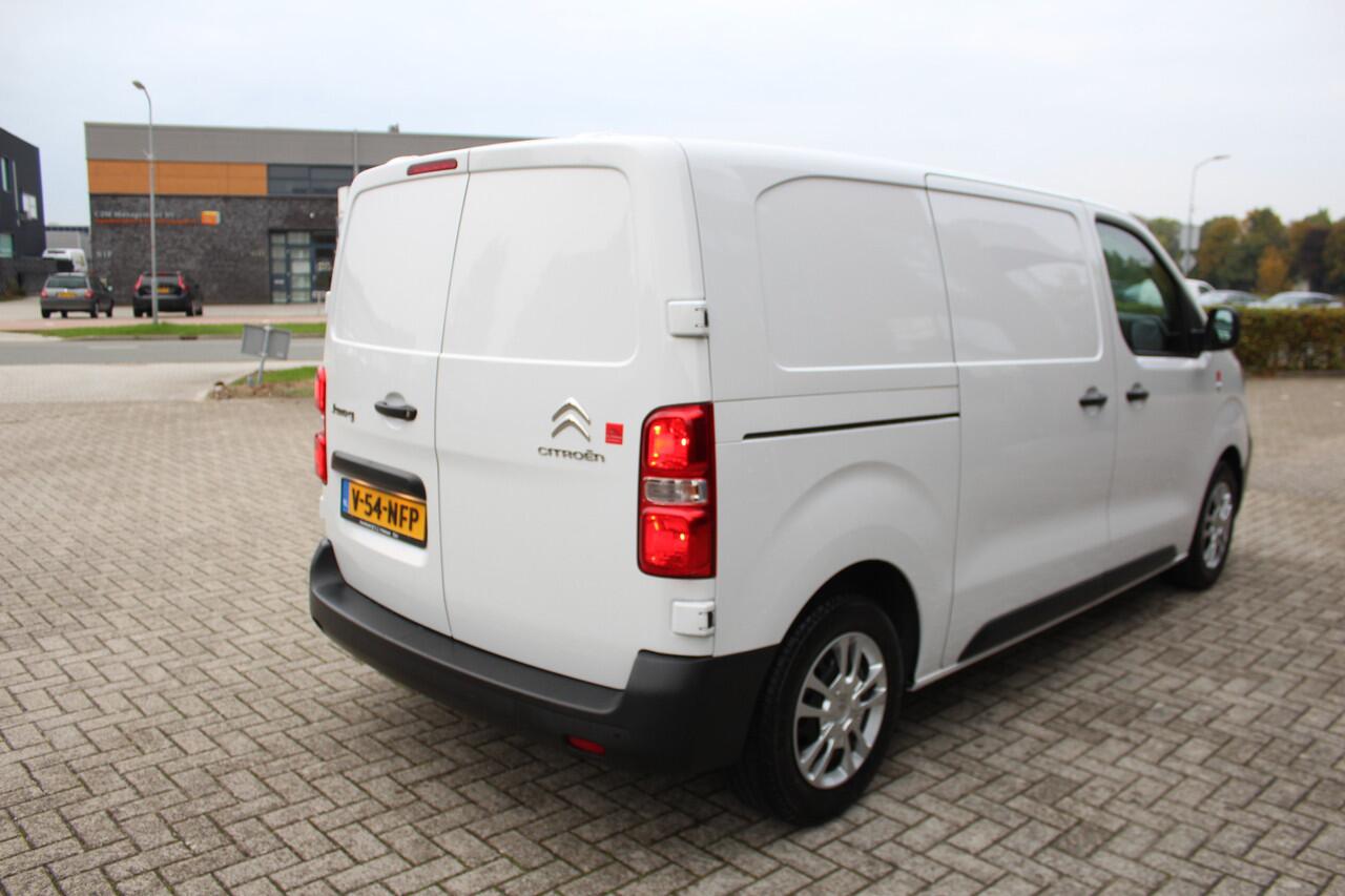 Citroen JUMPY 2.0 BlueHDI L2 Airco-Cruise-Camera-Carplay-Betimmering-Vloer Eindejaars aandieding !!!