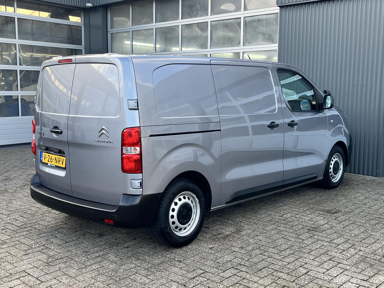 Citroen JUMPY 1.5 BlueHDI Marge BTW en BPM vrij!! Airco Cruise controle Navigatiesysteem 2-Persoons Parkeerhulp achter Apple carplay 1e eigenaar Euro 6 Bpm en Btw vrij voor particulier gebruik !!