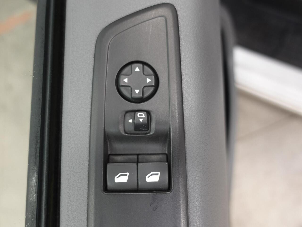 Citroen JUMPY 95pk L2 Airco Cruise control Parkeersensoren Euro6 Sidebars *