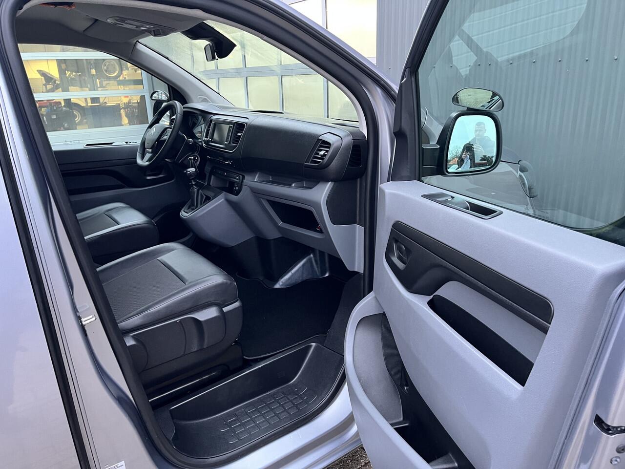 Citroen JUMPY 1.5 BlueHDI Marge BTW en BPM vrij!! Airco Cruise controle Navigatiesysteem 2-Persoons Parkeerhulp achter Apple carplay 1e eigenaar Euro 6 Bpm en Btw vrij voor particulier gebruik !!