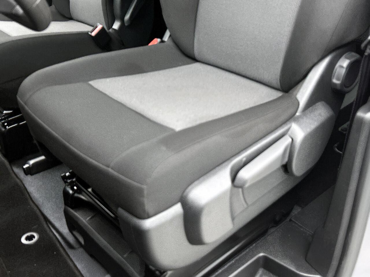 Citroen SpaceTourer JUMPY TRIPOD Rolstoelbus Direct leverbaar! Rolstoelbus 5 zitplaatsen