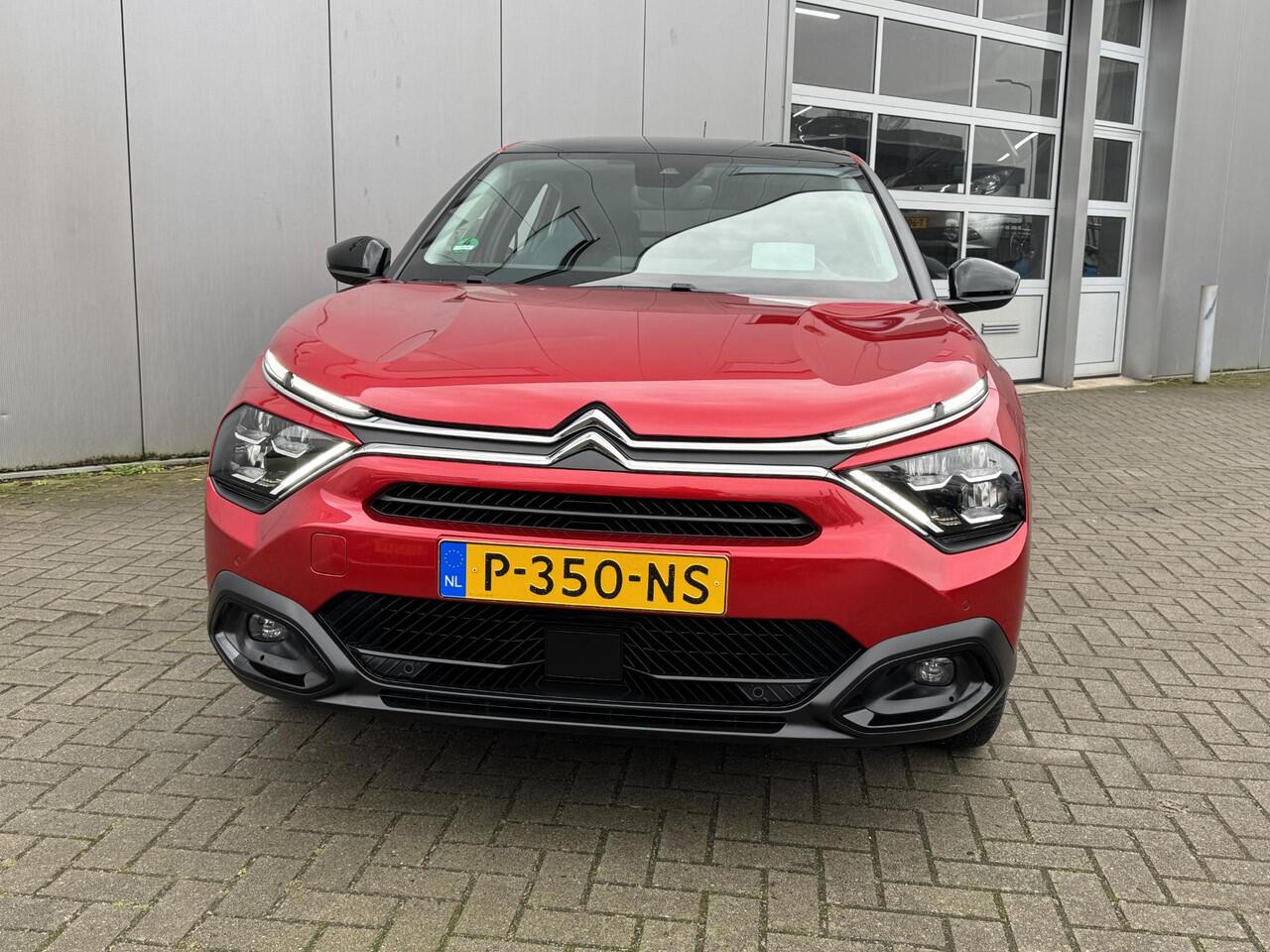 Citroen ë-C4 Shine 50 kWh | Head UP Display | blinde hoek detectie | Stoel/stuur verwarming | Stoel massage |